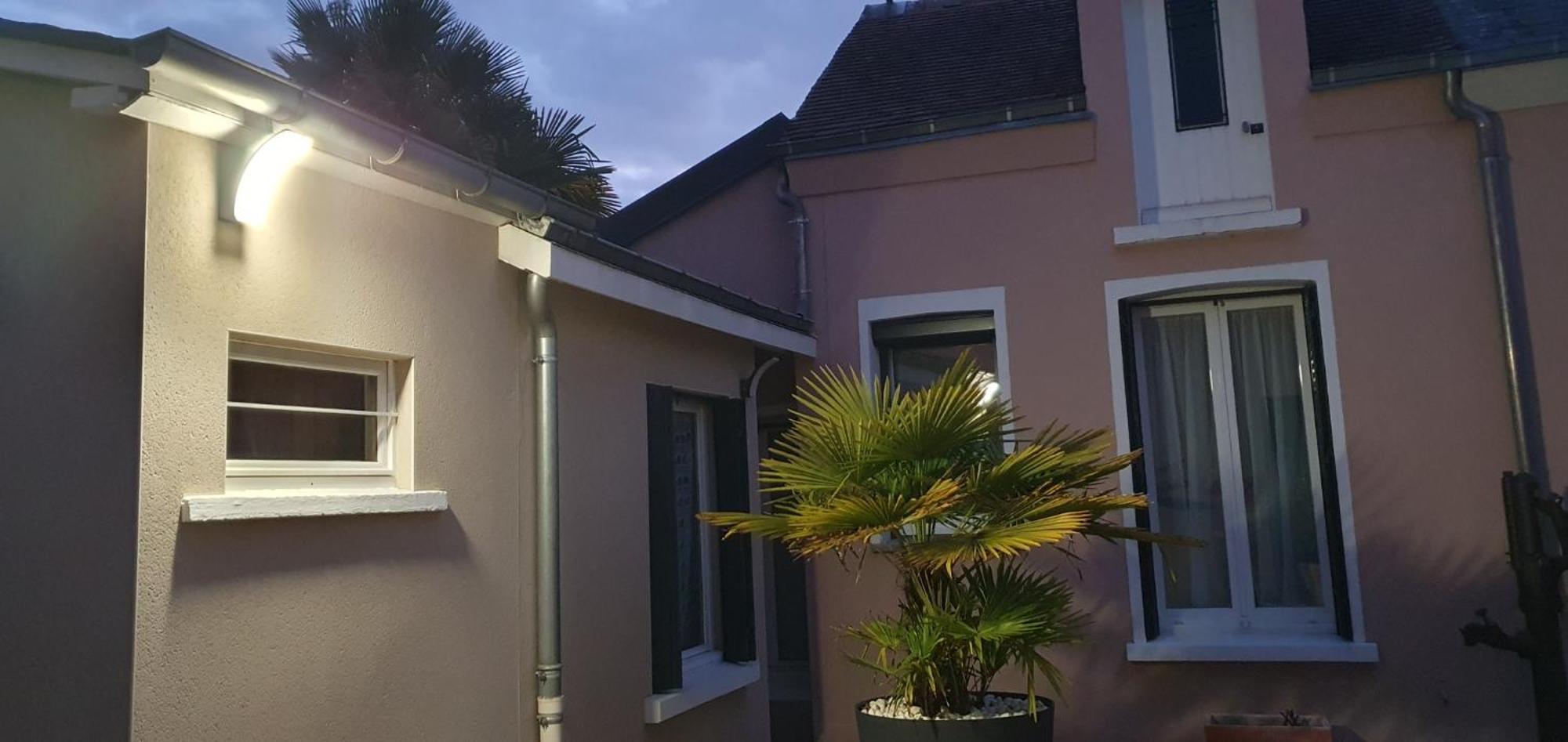 Maison Avec Garage 24 Heures Du Mans Voitures Et Toute Manifestation Ле-Ман Экстерьер фото